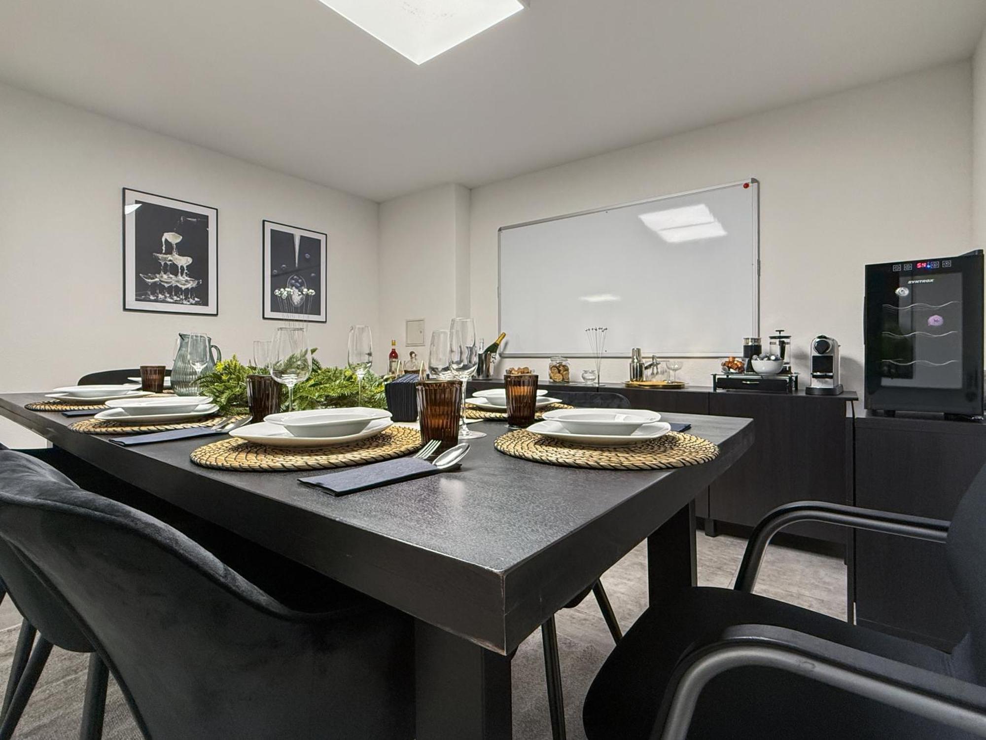 Group Friendly Comfort Central Stuttgart Apartment Eksteriør billede
