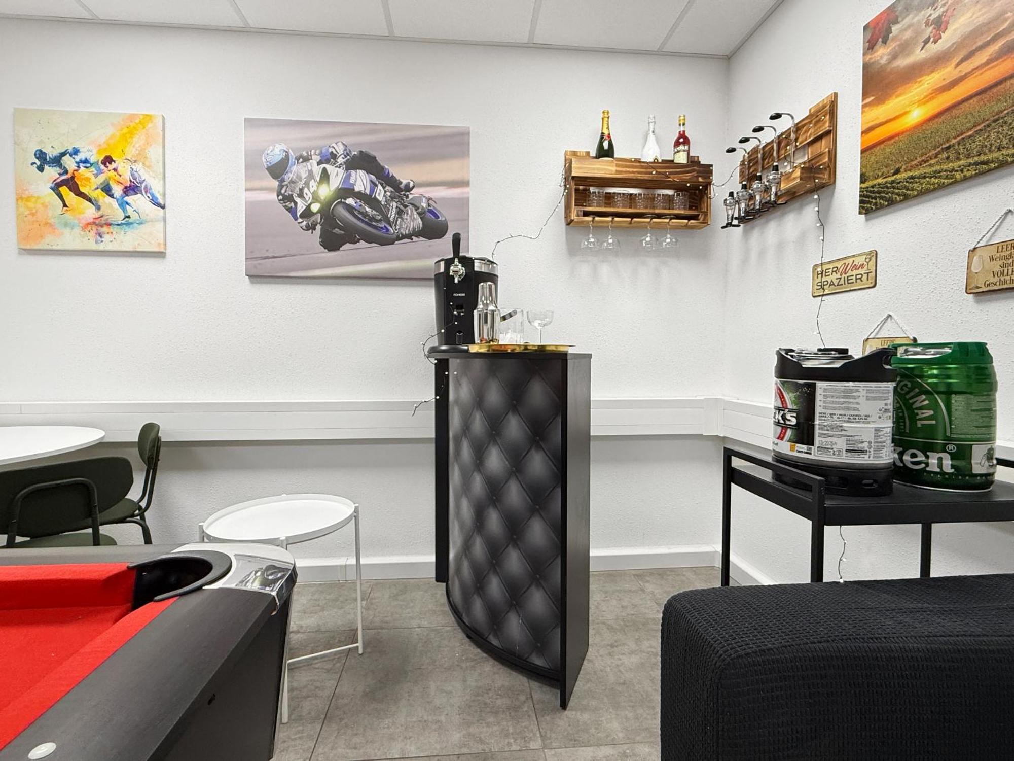 Group Friendly Comfort Central Stuttgart Apartment Eksteriør billede